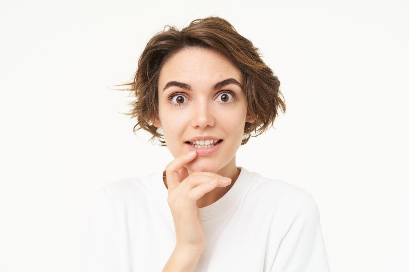 Cum cureți petele negre pe dinți – Soluții rapide