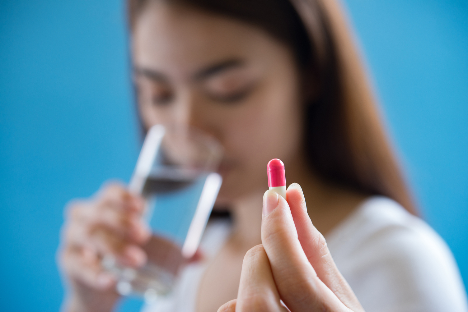 Antibiotic după obturație de canal – consultație la STOMESTET Cluj după tratament endodontic