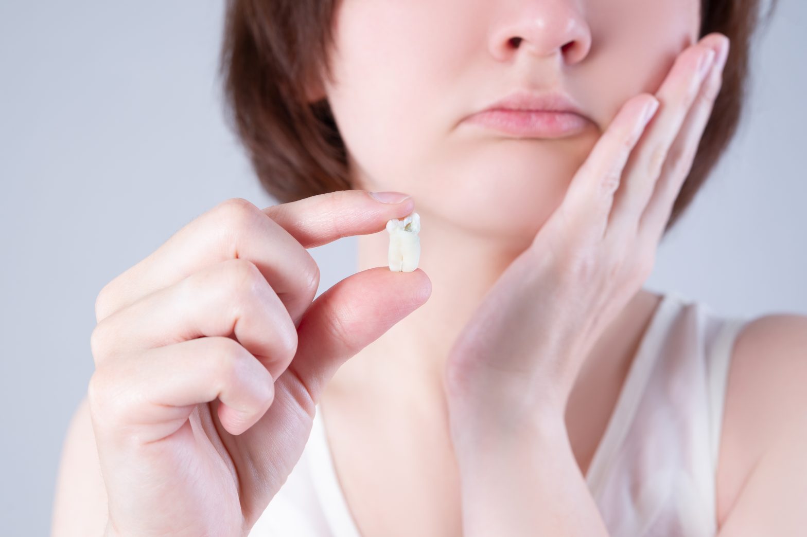 Alveolită după extracție dentară cu alveolă fără cheag